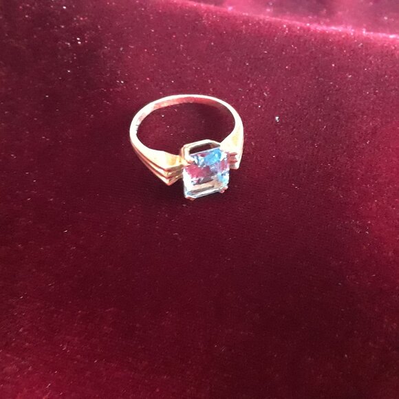 10K Yellow Gold Filled Blue Emerald cut Stone Ring - Picture 9 of 10